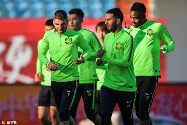 LEYU乐鱼体育官方网站-逆境中的坚韧：车手奋勇争胜的叙事的简单介绍