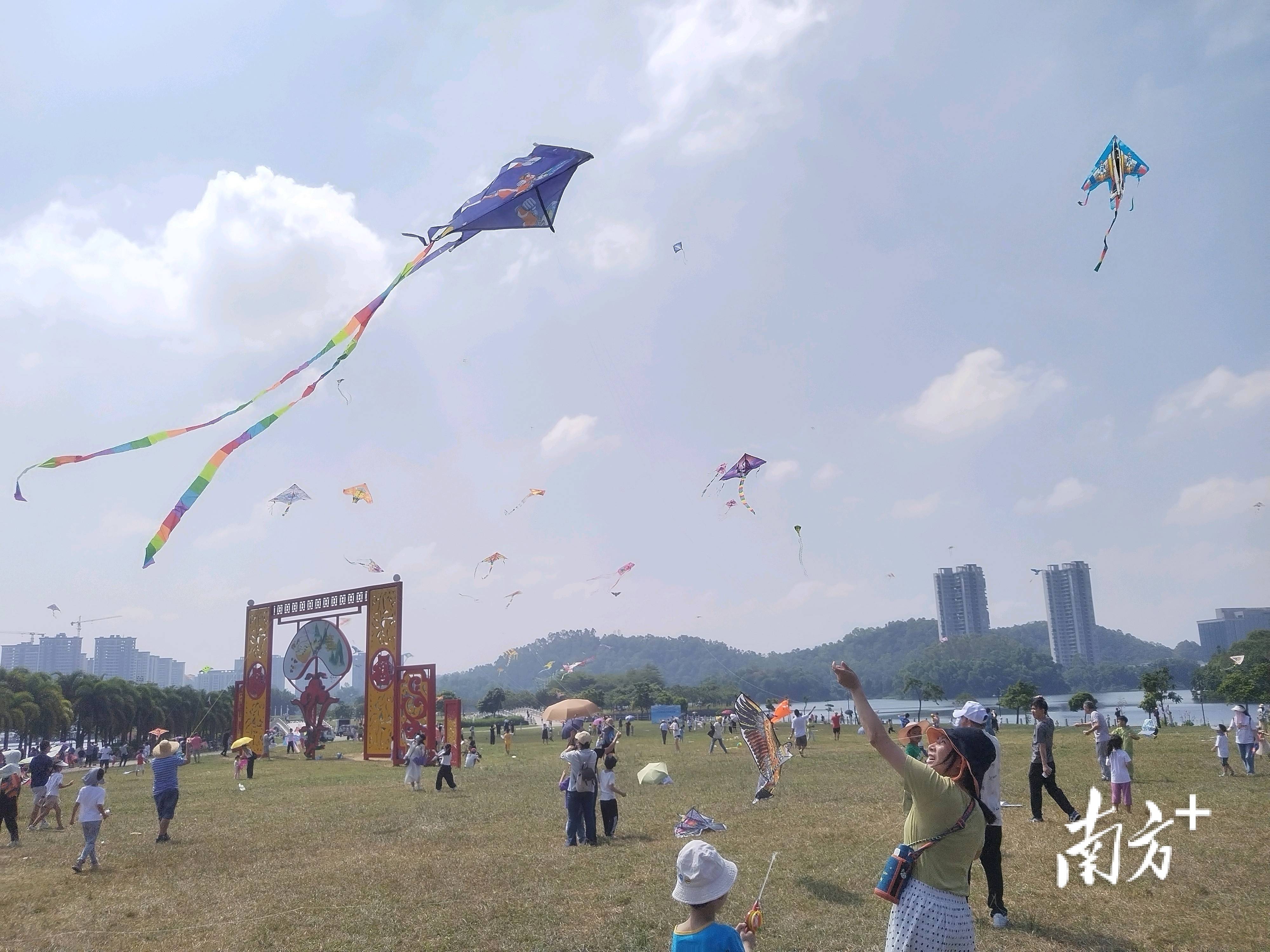 风筝体育竞技节,空中飘舞的艺术盛宴 风筝体育竞技节,空中飘舞的艺术盛宴