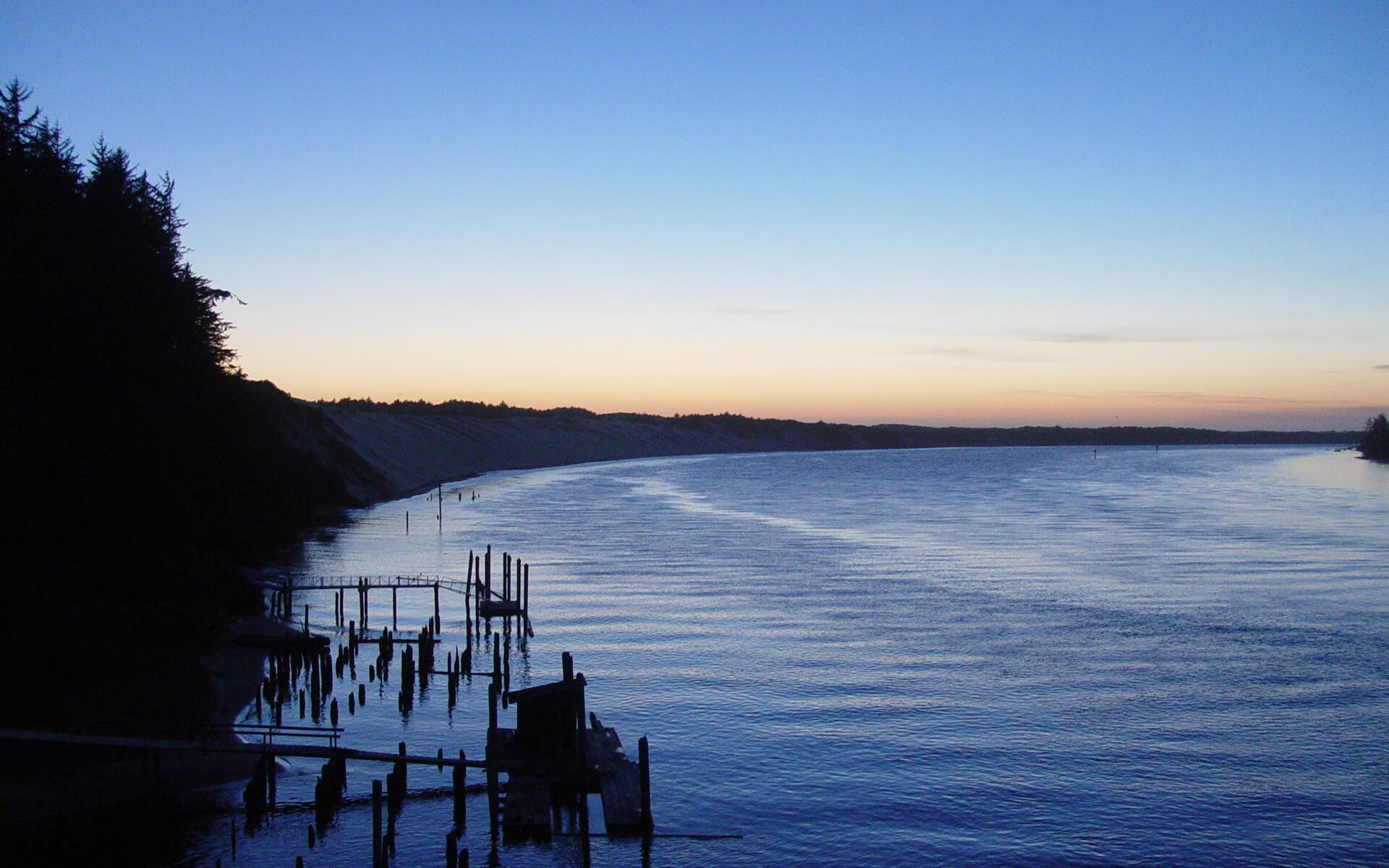 _传统与现代结合:复古风格的网球赛吸引年轻人_,网球古典打法