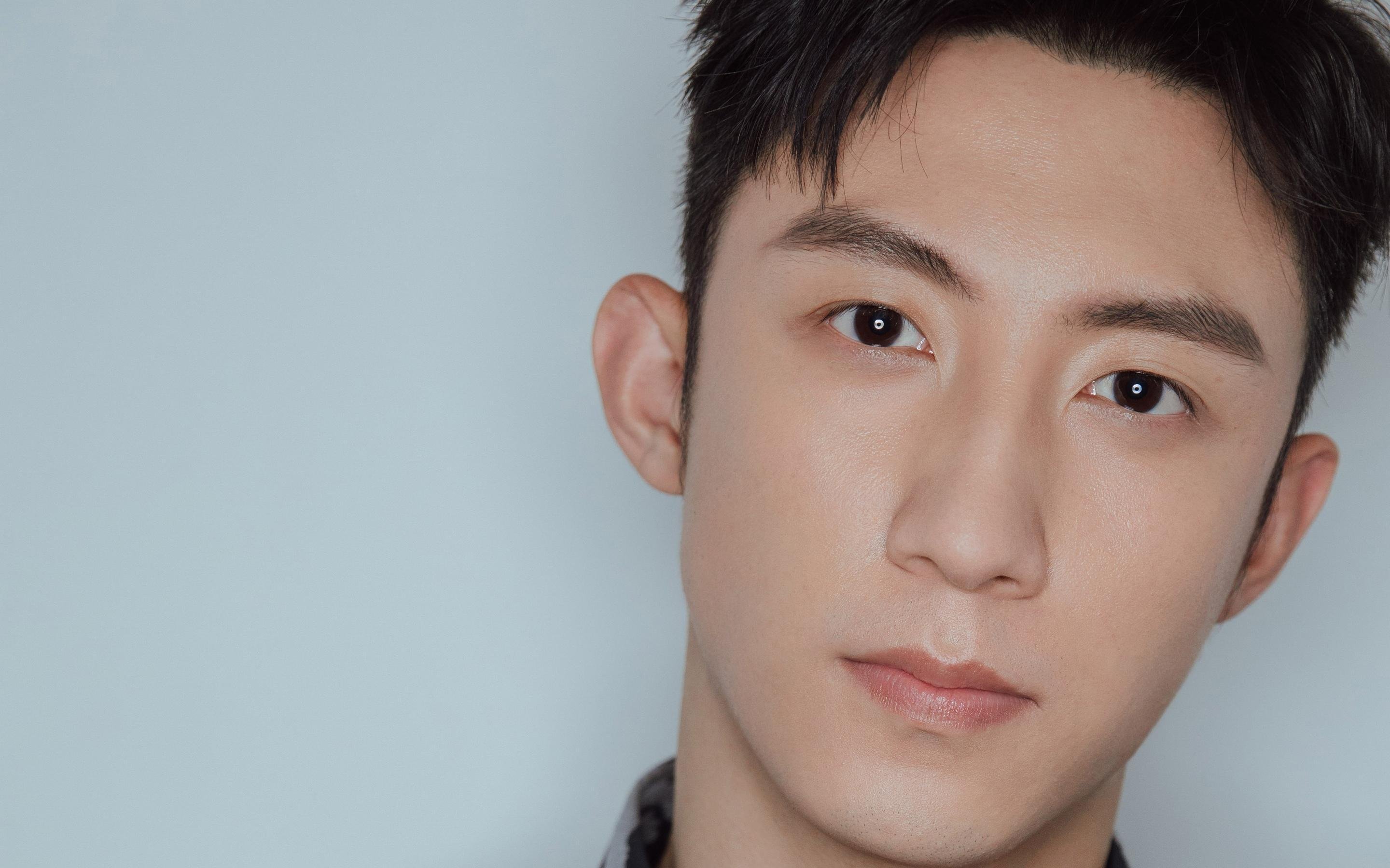 球迷的追星夜:偶像们在欧冠的光彩夺目,球迷明星