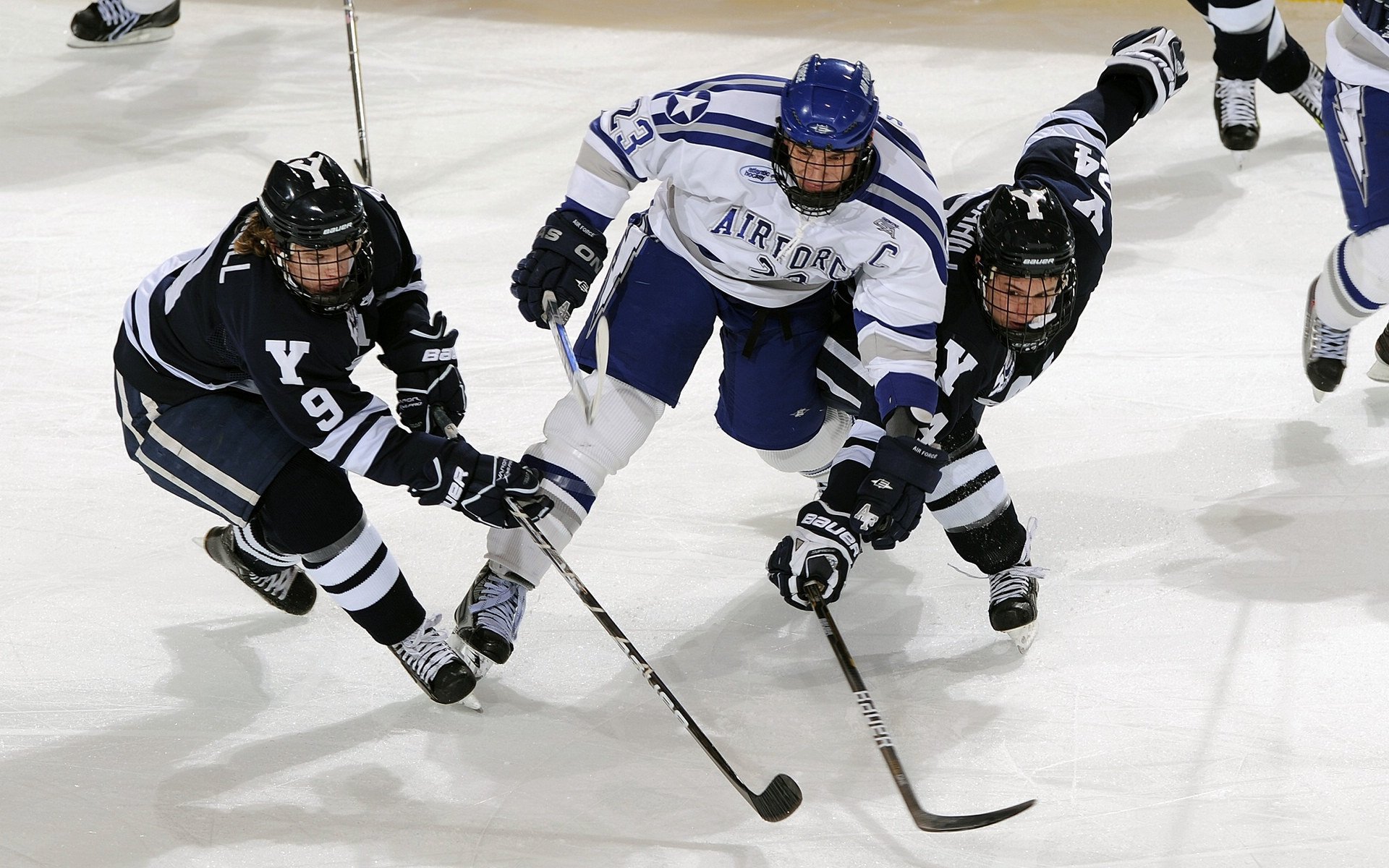 球迷票选：史上最精彩的欧冠比赛瞬间，欧冠最精彩的足球比赛
