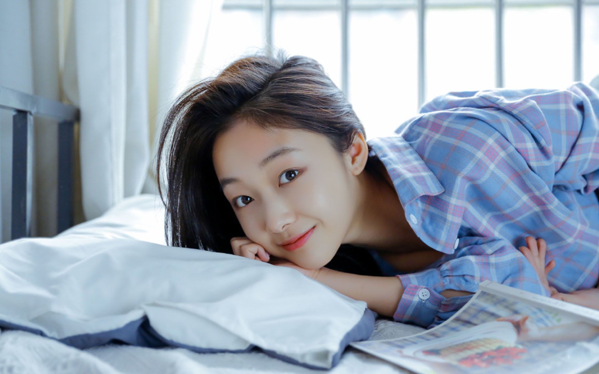 西班牙队力克智利,力争捧起美洲杯奖杯,西班牙0_2智利